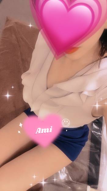 日曜出勤❤️😌（2025/05/11 15:03）長谷川 あみのブログ画像