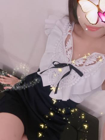 夜枠空きございます🥰（2025/10/05 18:59）藤本 るりのブログ画像