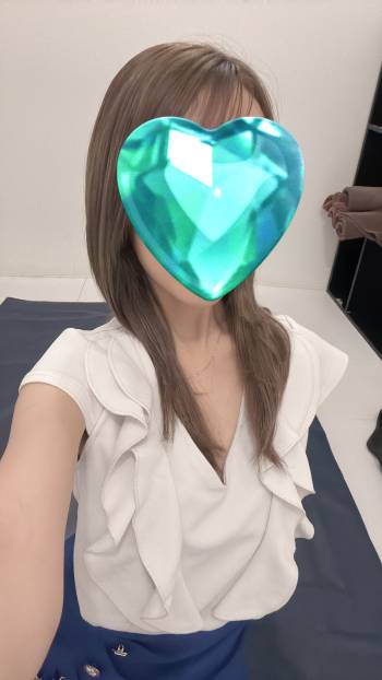 こんにちは🎄（2025/12/23 14:58）美月 えりあのブログ画像