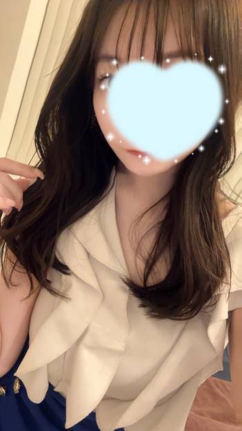 出勤中（2025/12/27 20:04）黒崎 るなのブログ画像