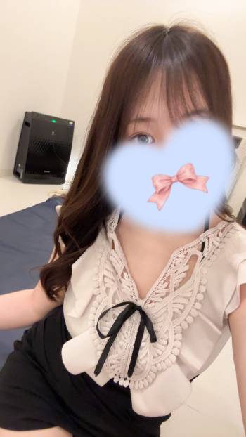 出勤してます♡（2026/04/18 11:52）黒崎 るなのブログ画像