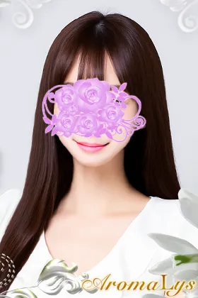 小西 まな